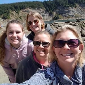 Meet your Posher, Bobbie